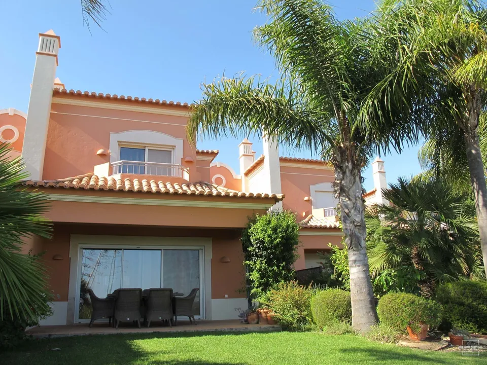 Stone cottage near Aljezur, western Algarve