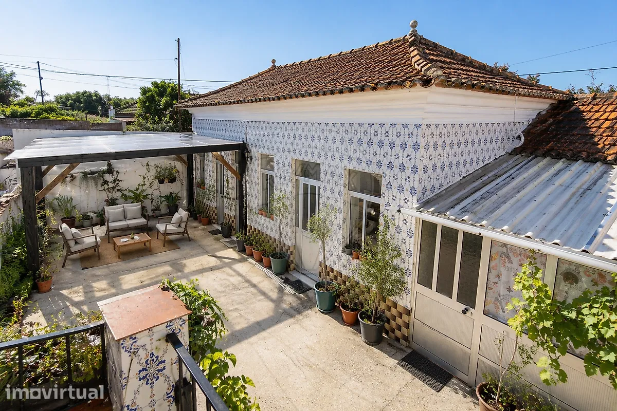 Vintage 2-bed house with patio and pergola, Murtosa, Aveiro